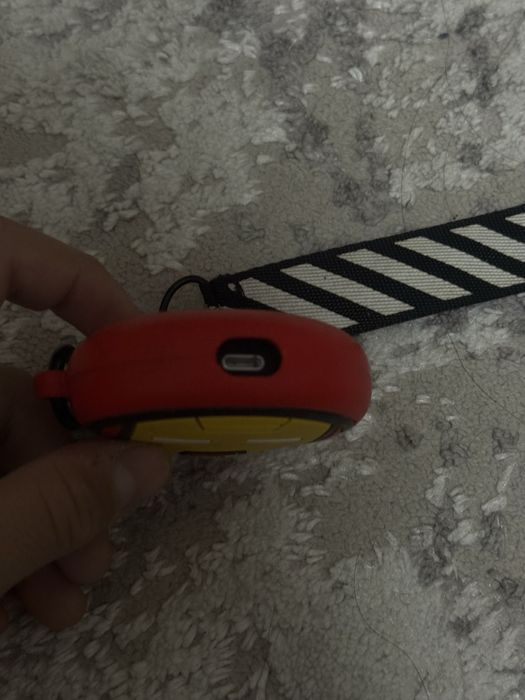 AirPods черные, вместе с чехлом