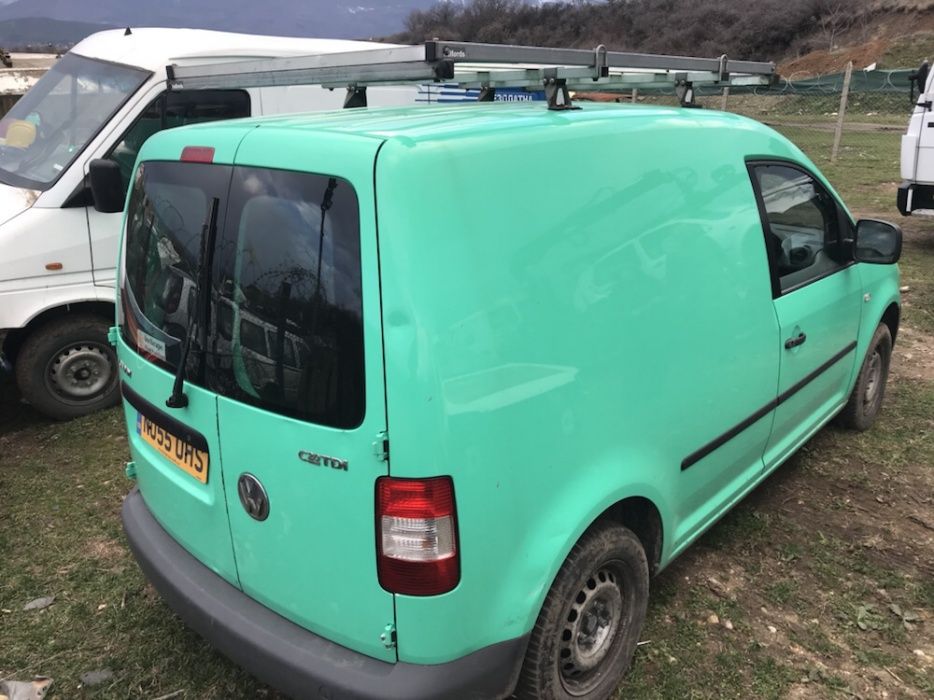 НА ЧАСТИ! VW Caddy 1.9TDI, 105 кс. BLS климатик 2009 г.