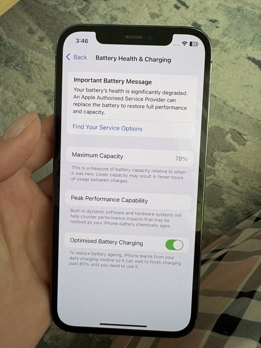 Продам iPhone 12 Pro в хорошем состоянии