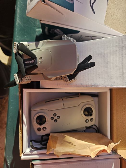 Дронове 7 броя + 1 брой без кутия