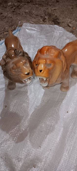 Bibelouri din porțelan