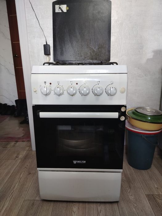 продам Газовую плиту