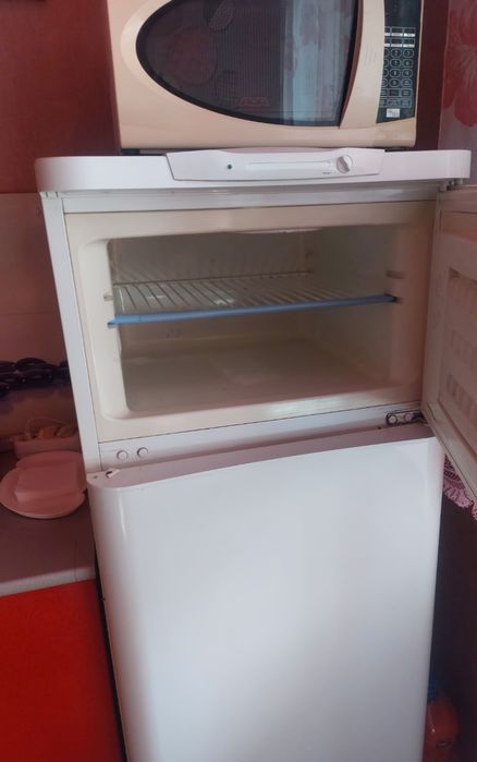 Стиральная машина, холодильник продам