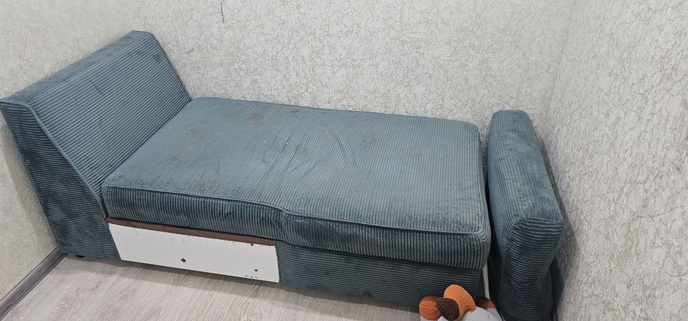 Продам хороший диван