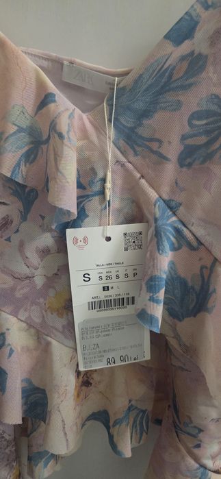 Top Zara cu volane,marimea S,culoare roz, nou,cu eticheta