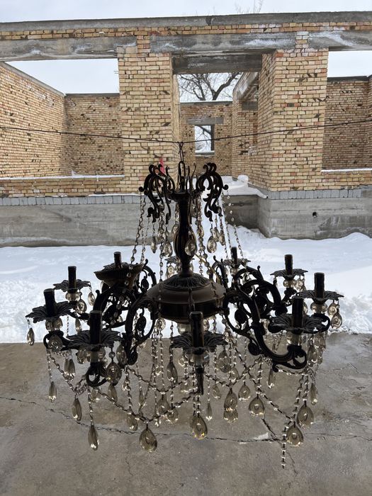 Люстра б/у в отличном состояние