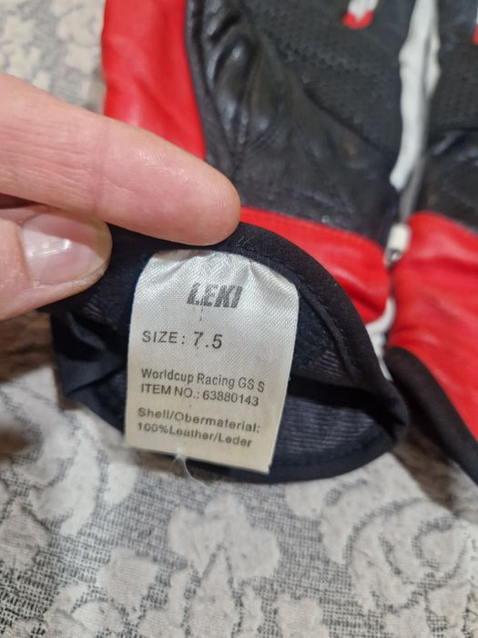 Дамски ски ръкавици Leki