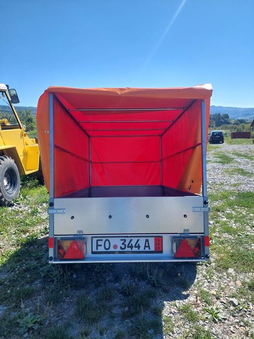 Remorca 750kg cu prelată