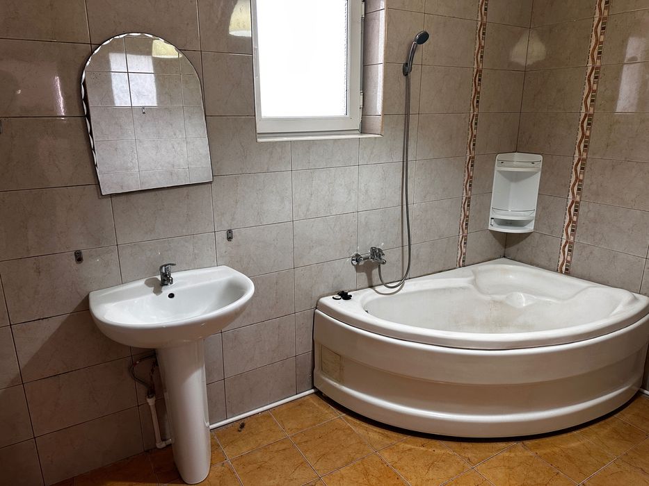 Vila de inchiriat P+1 Dobroesti stada Ciresului