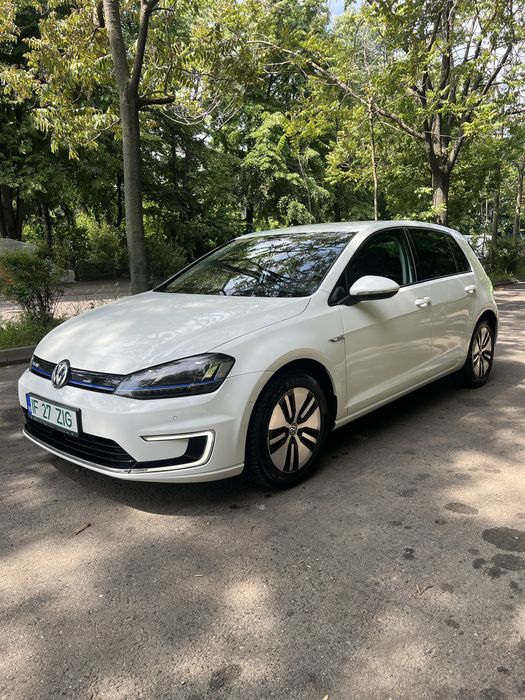 VOLKSWAGEN e-Golf 2017 — imagine 2