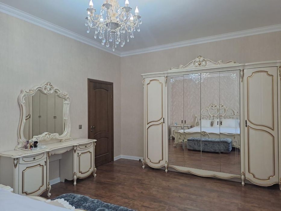 Шкаф и комод для спальни