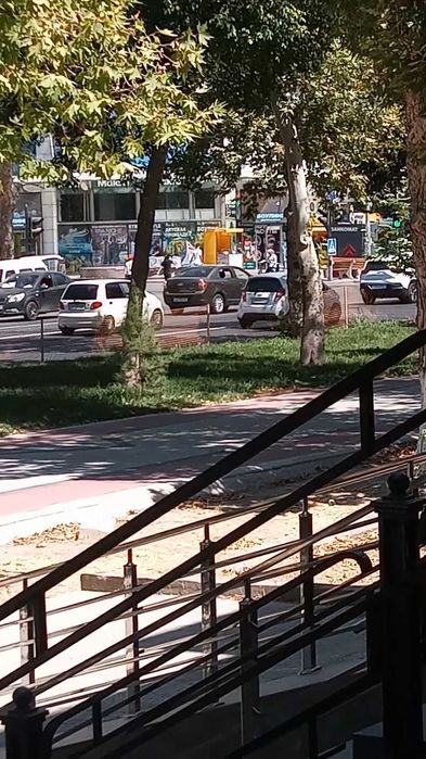 Аренда – магазин, торговые ряды, Катартал, ТЦ Parus, 1я линия