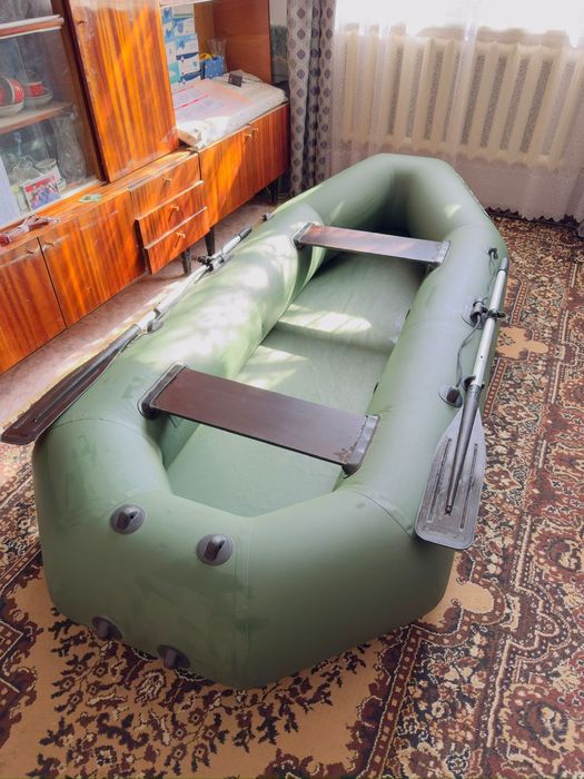 Продам лодку Фрегат 280