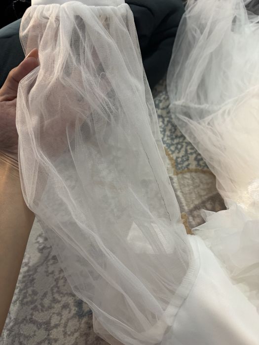 Платье бальное белое пышное