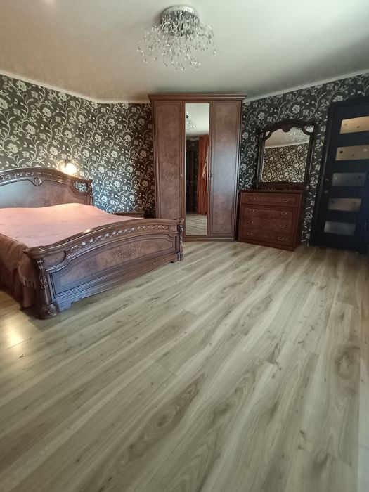 Продам 4х комнатную квартиру