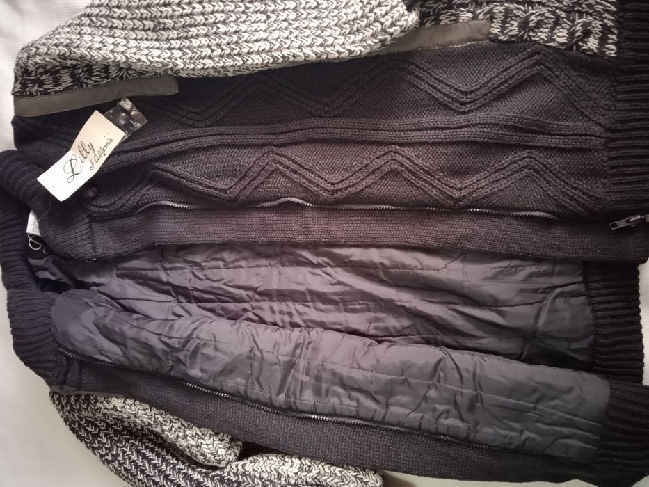 Женская вязаная кофта - куртка на подкладке, стёганая