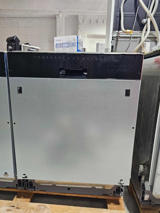 +++Bosch SMV4EVX02F е напълно вградена съдомиялна машина 60 см от серия Bosch Serie 4