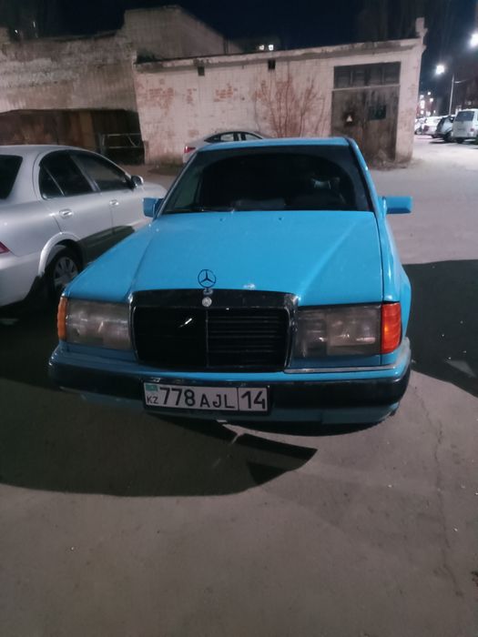 Мерседес 124  объем 2.3