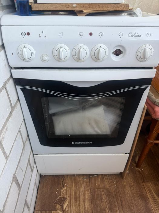 Продам электроплиту
