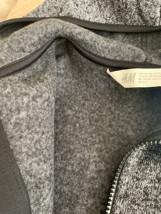 Горнище с цип H&M НОВО!!