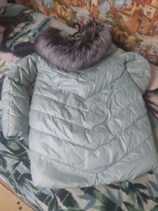 Продам пуховик зимний 44-46р.