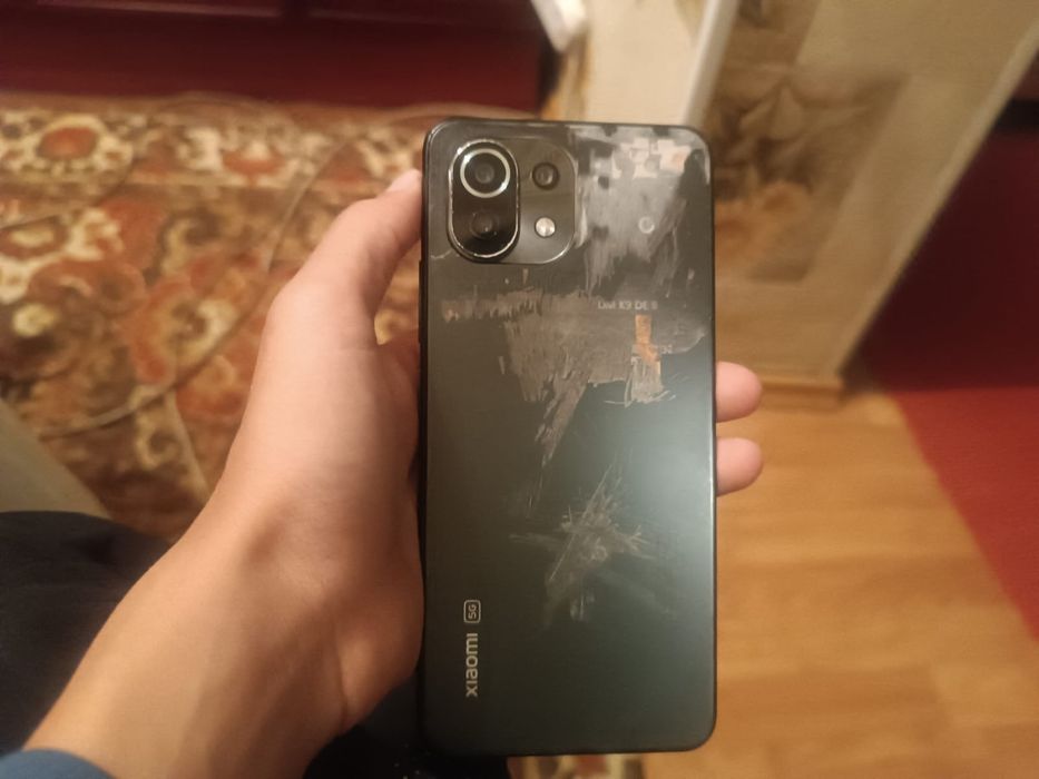 Xiaomi 11 lite 5g ne обмен есть