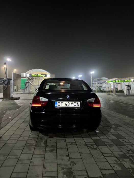 Vând BMW e 90 318 i