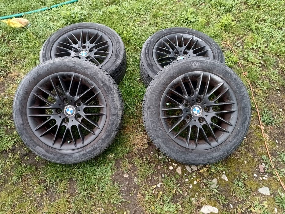 Set anvelope cu genți de aliaj