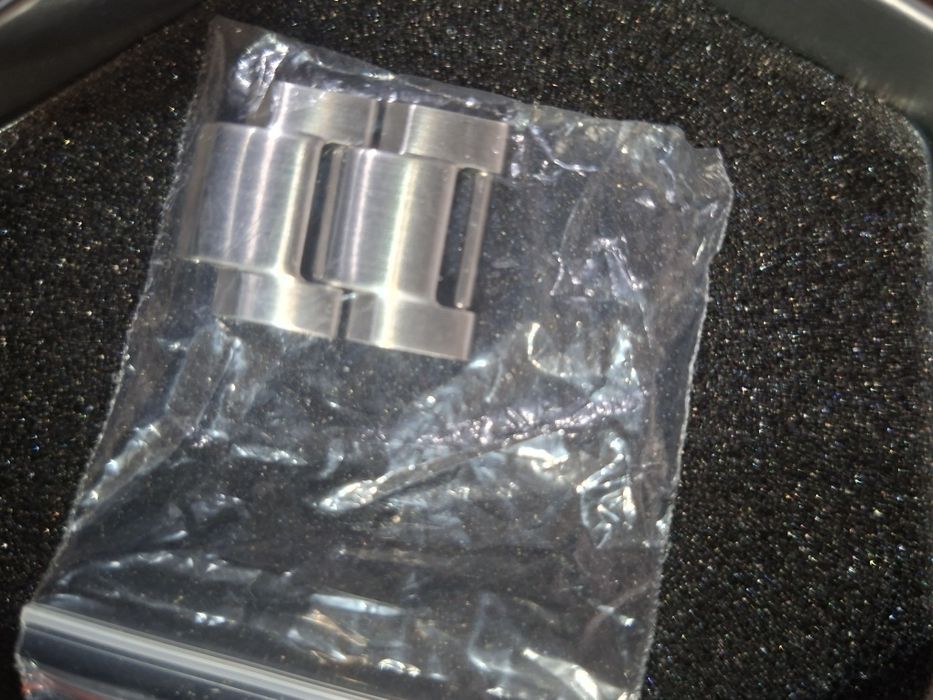 G-Shock GST-B100D-1AER