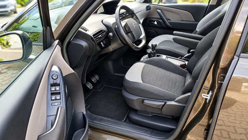 Citroen C4 Grand Picasso 7 Locuri 2015 1.6 Hdi 6 + 1 Trepte Euro 5 237000 km Reali Import Olanda Unic proprietar