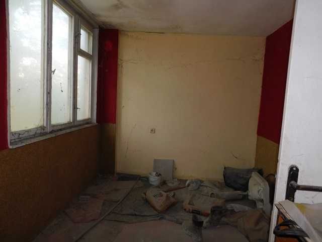 Продава се Къща в Търговище, Център - 80 кв.м за 625 €/кв.м - Снимка #4