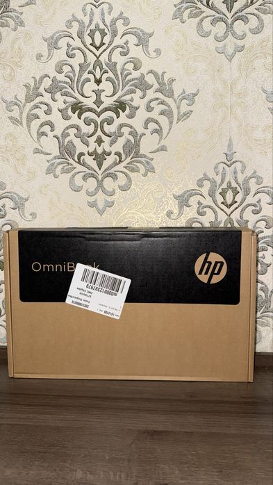 HP OmniBook 5 Flip Laptop 14