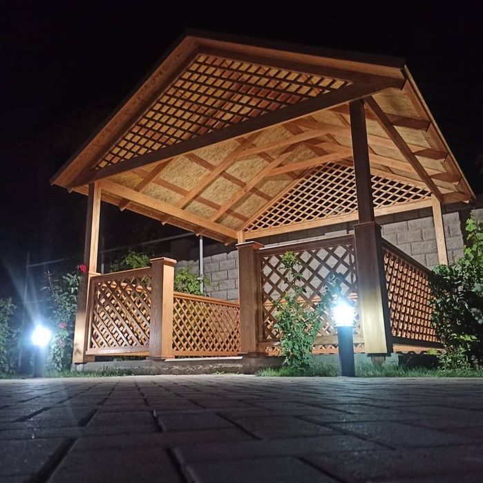 Изготавливаем беседки из дерева!