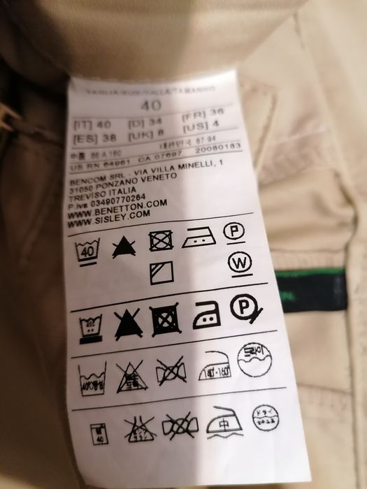 Pantaloni scurți Benetton