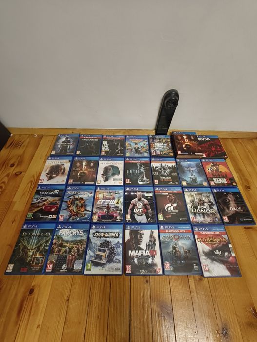 Playstation 4 Pro + 25 игри