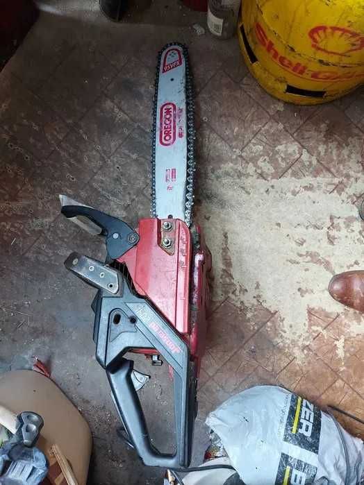 Моторен трион Хусварна Бензинова резачка Husqvarna Jonsered Turbo 2041