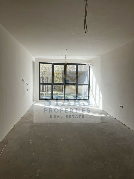 Продава се Тристаен апартамент в Варна, м-т Св. Никола - 159 кв.м за 1363 €/кв.м - Снимка #8