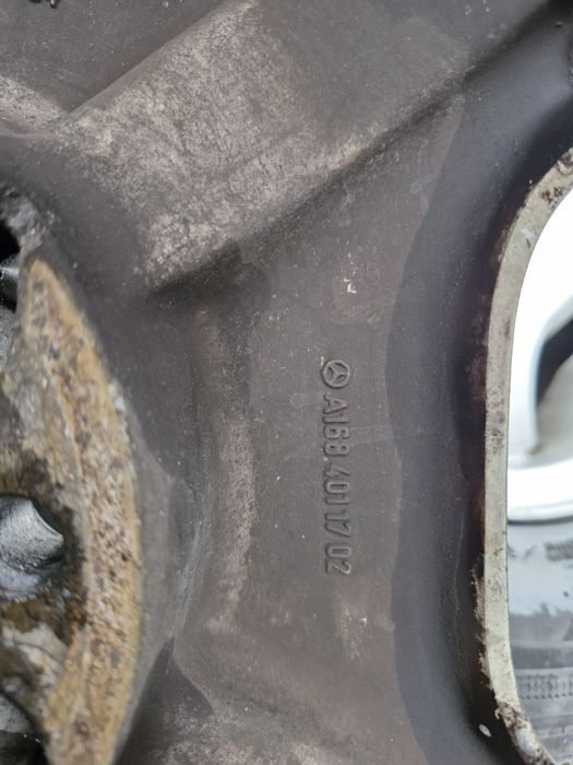 15ки Джанти за Мерцедес Оригинални 5х112 С Летни гуми 195/55/15 6мм Гр