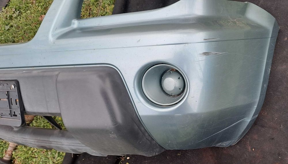 Предна броня и решетка NISSAN X-TRAIL Екс-Трейл 2.5I 165к.с 2003-2007Г