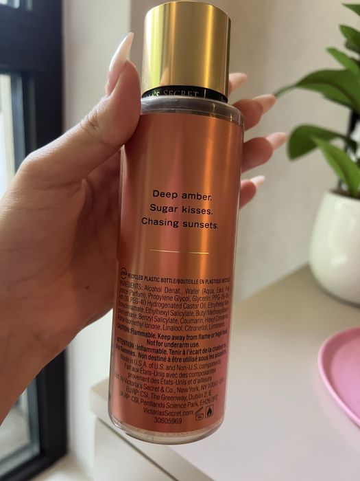 Victoria’s Secret body mist с аромат -Amber Romance