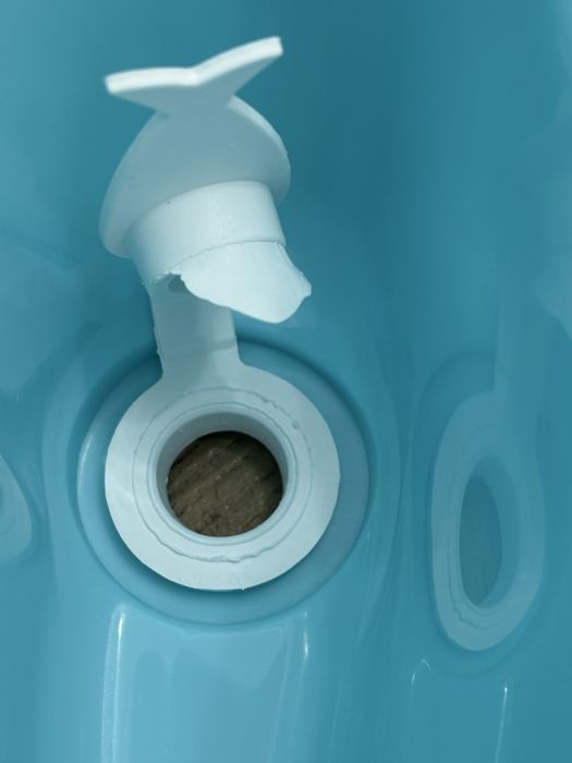 Cădiță ergonomică pentru bebeluși, cu suport anatomic și dop de scurgere – ca nouă