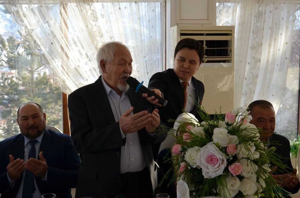 Тамада Асаба Баян Домбыра