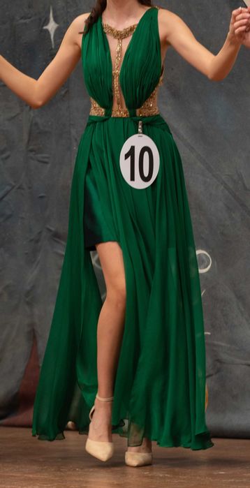 Rochie Verde Lungă Elegantă pentru Bal Boboci/ Preuniversitar/ Banchet