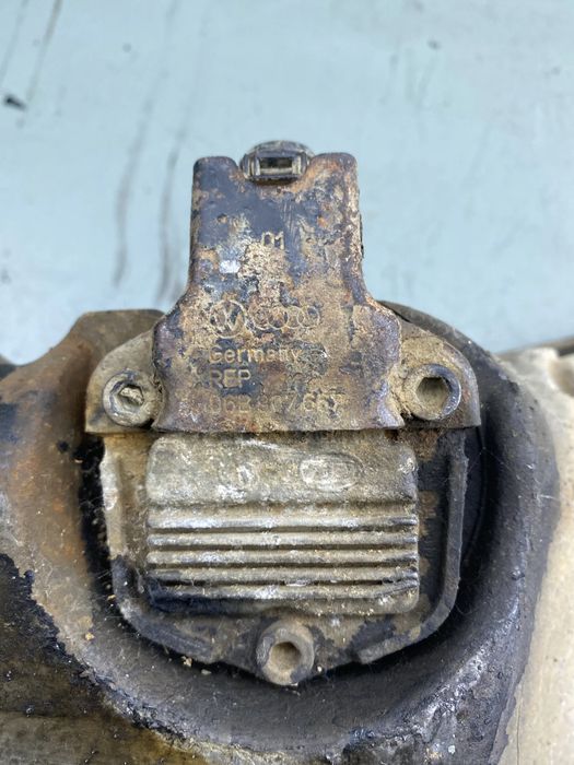 Baie ulei 06B 103 603 N Volkswagen VW Passat 2000 1.9 TDI MT (115 hp)