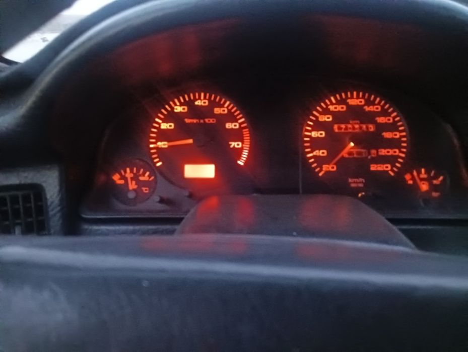 Продам Ауди б3 моновпрыск