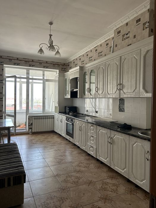 Сдам  две 4к кв посуточно ЖК “Арай”