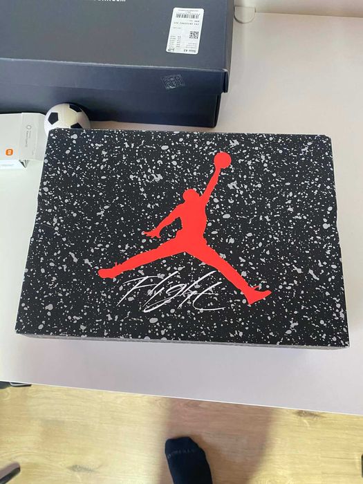 Adidasi Jordan Spizike