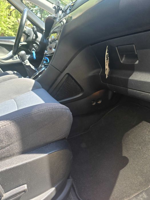 Продавам Ford S-max