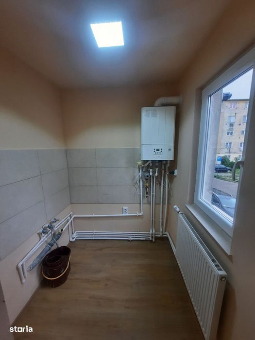 Vand apart. 2 camere Et.1 zona Piata Somes - Satu Mare