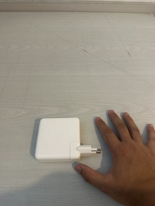 Apple 96W USB-C Power Adapter